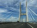 Über die imposante, 17.2 km lange Ponte Vasco da Gama, die den Tejo überspannt.